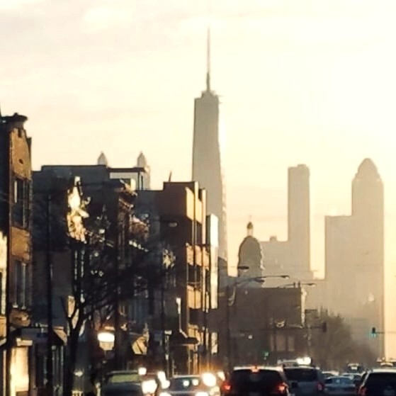 Chicago Avenue corridor through West Town